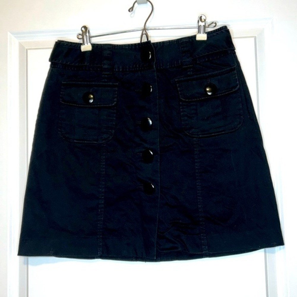 Adrienne Vittadini Studio Size 8 Black Button Down Skirt